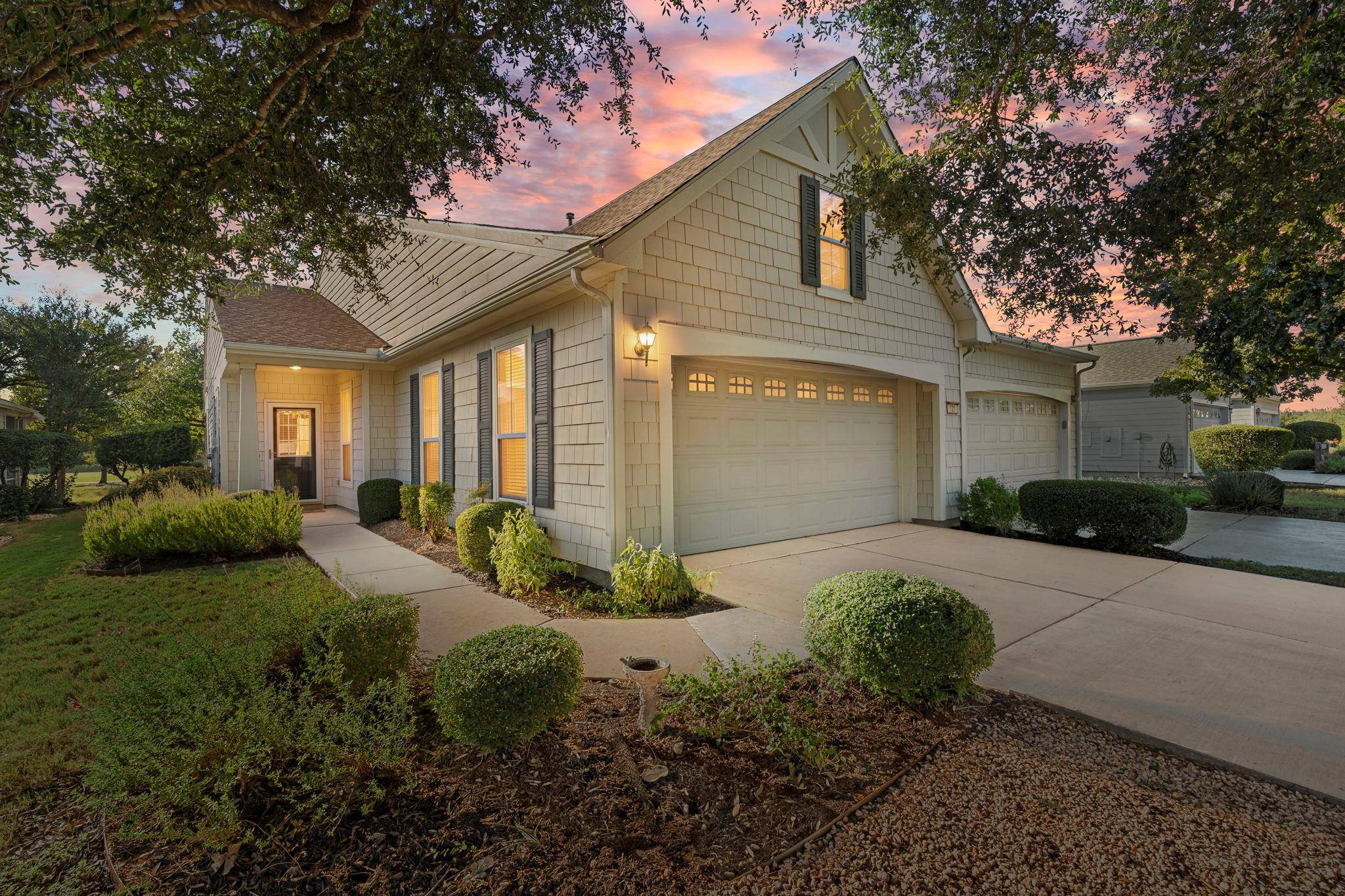 121 Dickens CIR, Georgetown, TX 78633