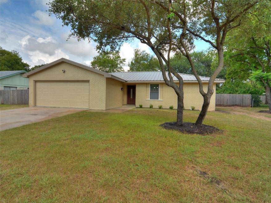 1004 Green Meadow DR, Round Rock, TX 78664