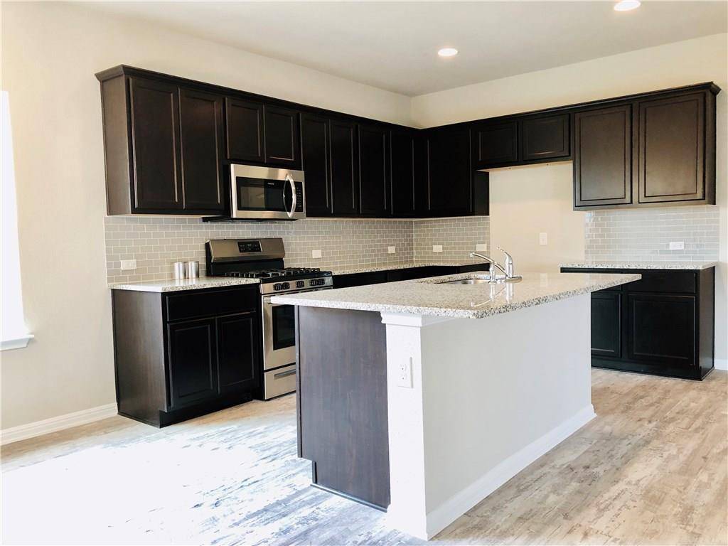 2925 Bridekirk DR, Round Rock, TX 78664