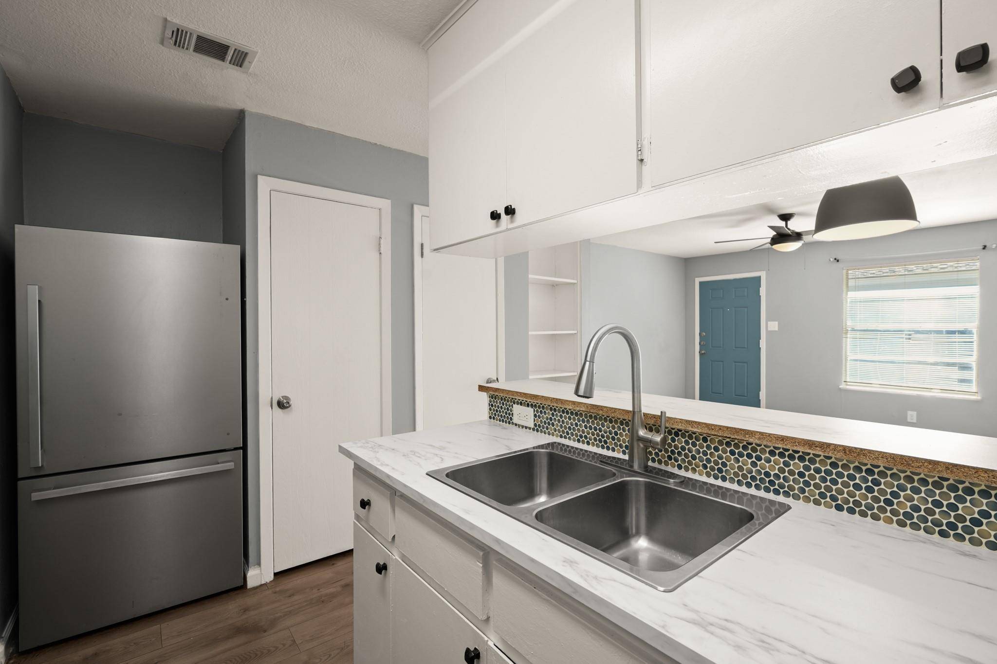 838 N Meadows DR, Austin, TX 78758