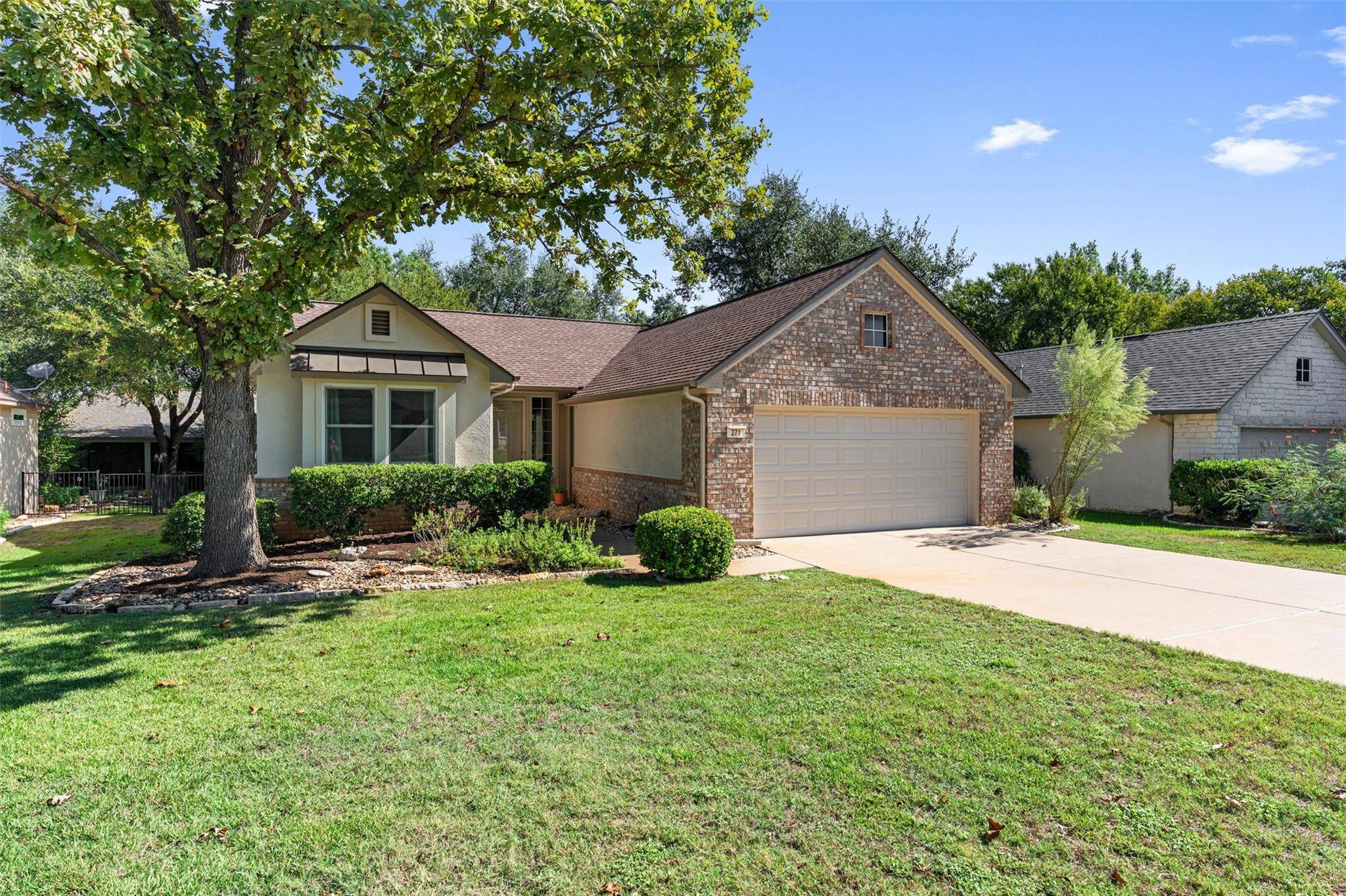 271 Whispering Wind DR, Georgetown, TX 78633