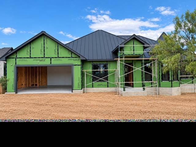 102 Barefoot, Horseshoe Bay, TX 78657