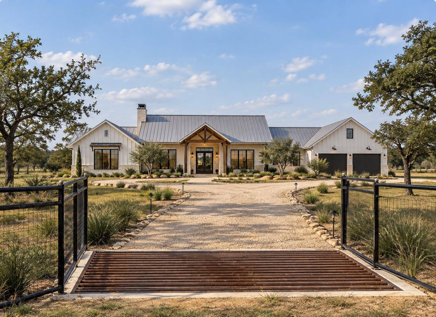 2124 Old Marble Falls RD, Round Mountain, TX 78663