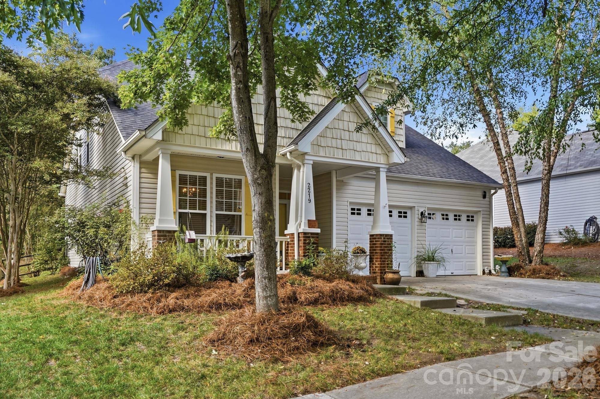 2219 Winding River DR, Charlotte, NC 28214