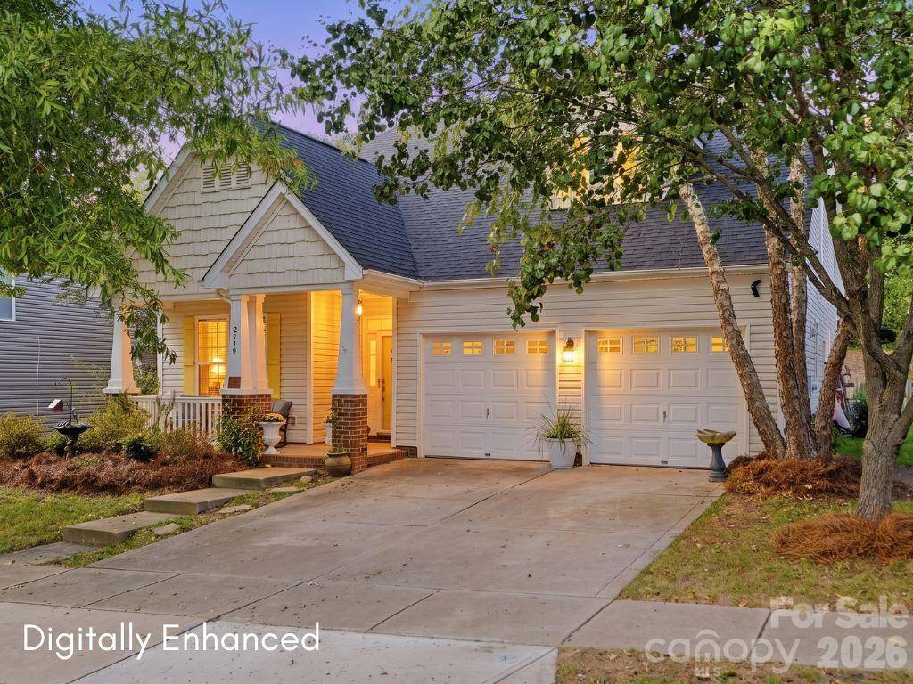 2219 Winding River DR, Charlotte, NC 28214