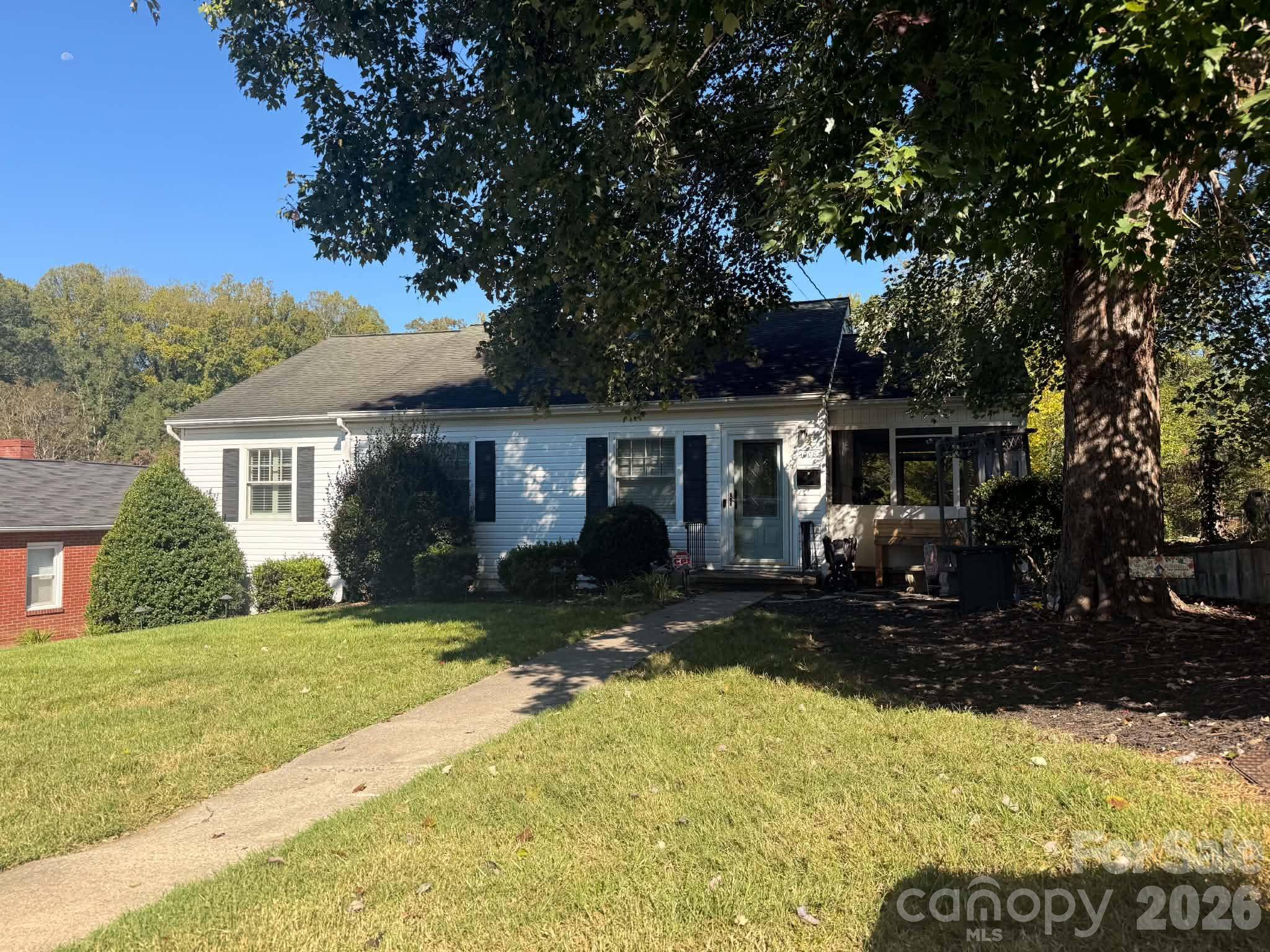1008 Grove AVE SW, Lenoir, NC 28645