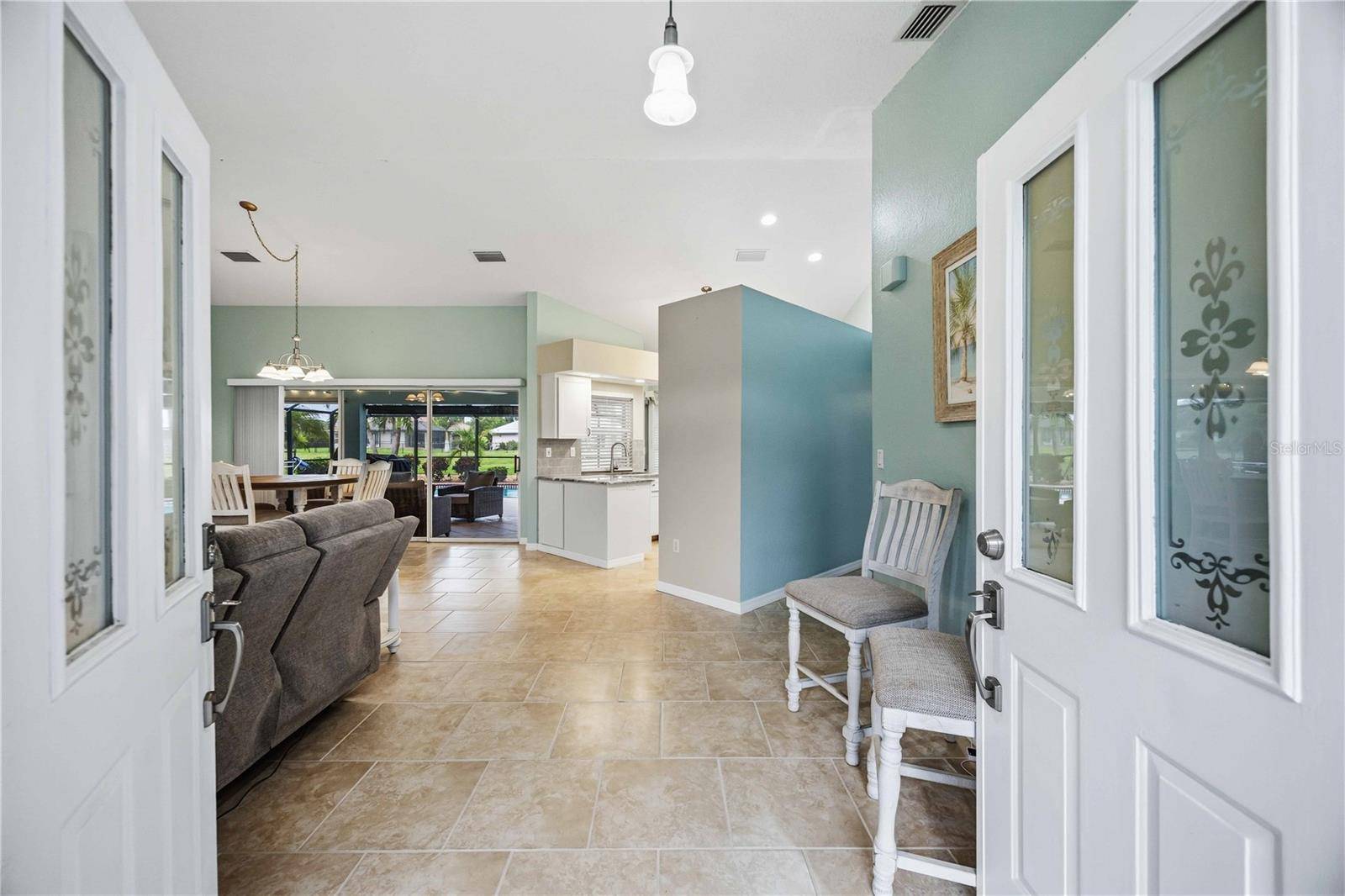 13 SPORTSMAN RD, Rotonda West, FL 33947