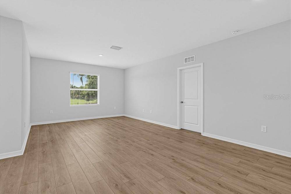 6777 EQUINOX LN, North Fort Myers, FL 33917