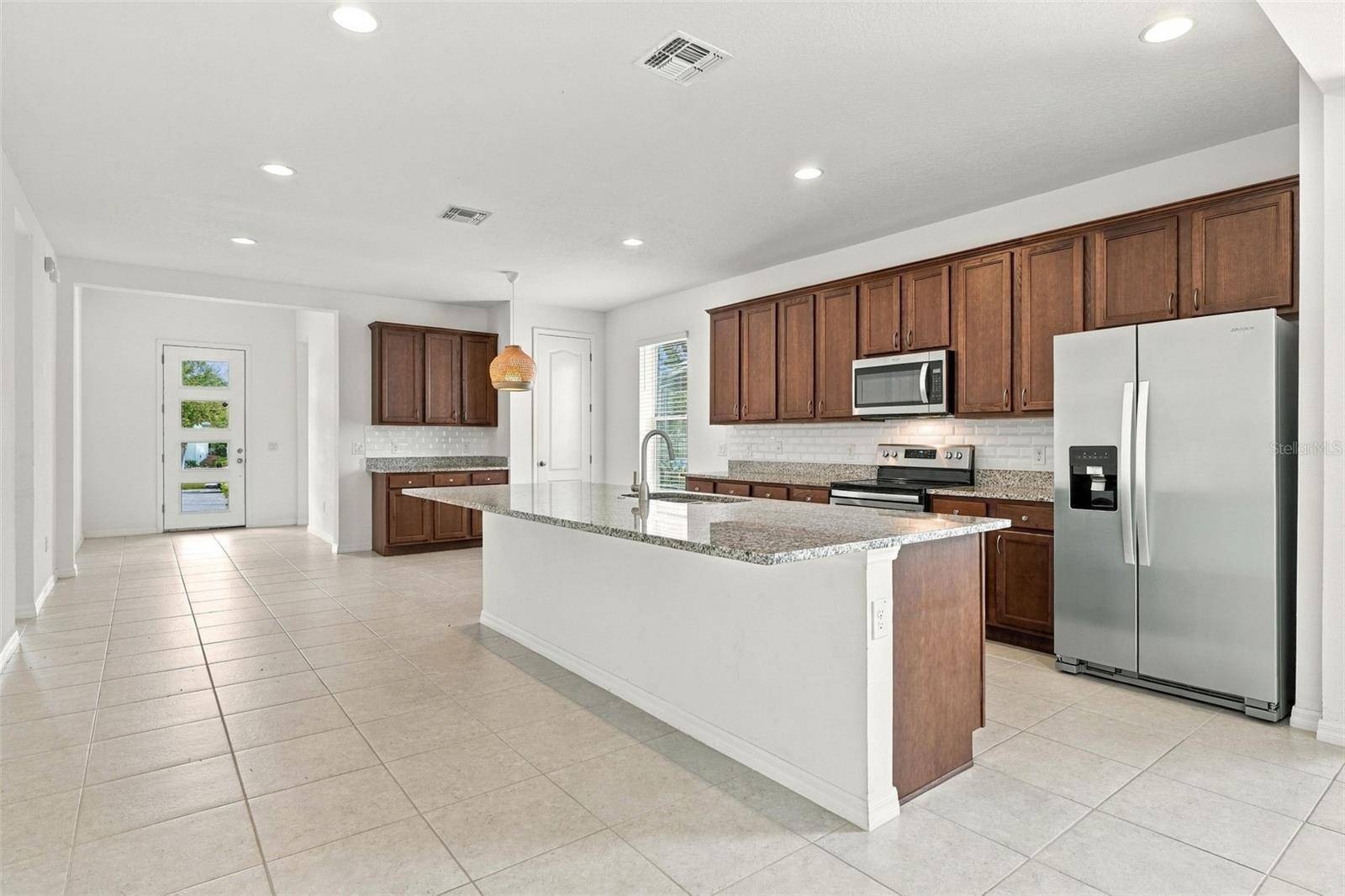 8518 NEMOURS Pkwy, Orlando, FL 32827