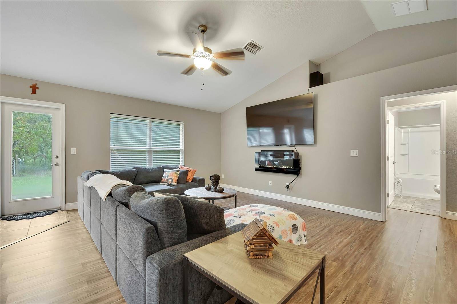 12342 QUIGLEY AVE, Weeki Wachee, FL 34614