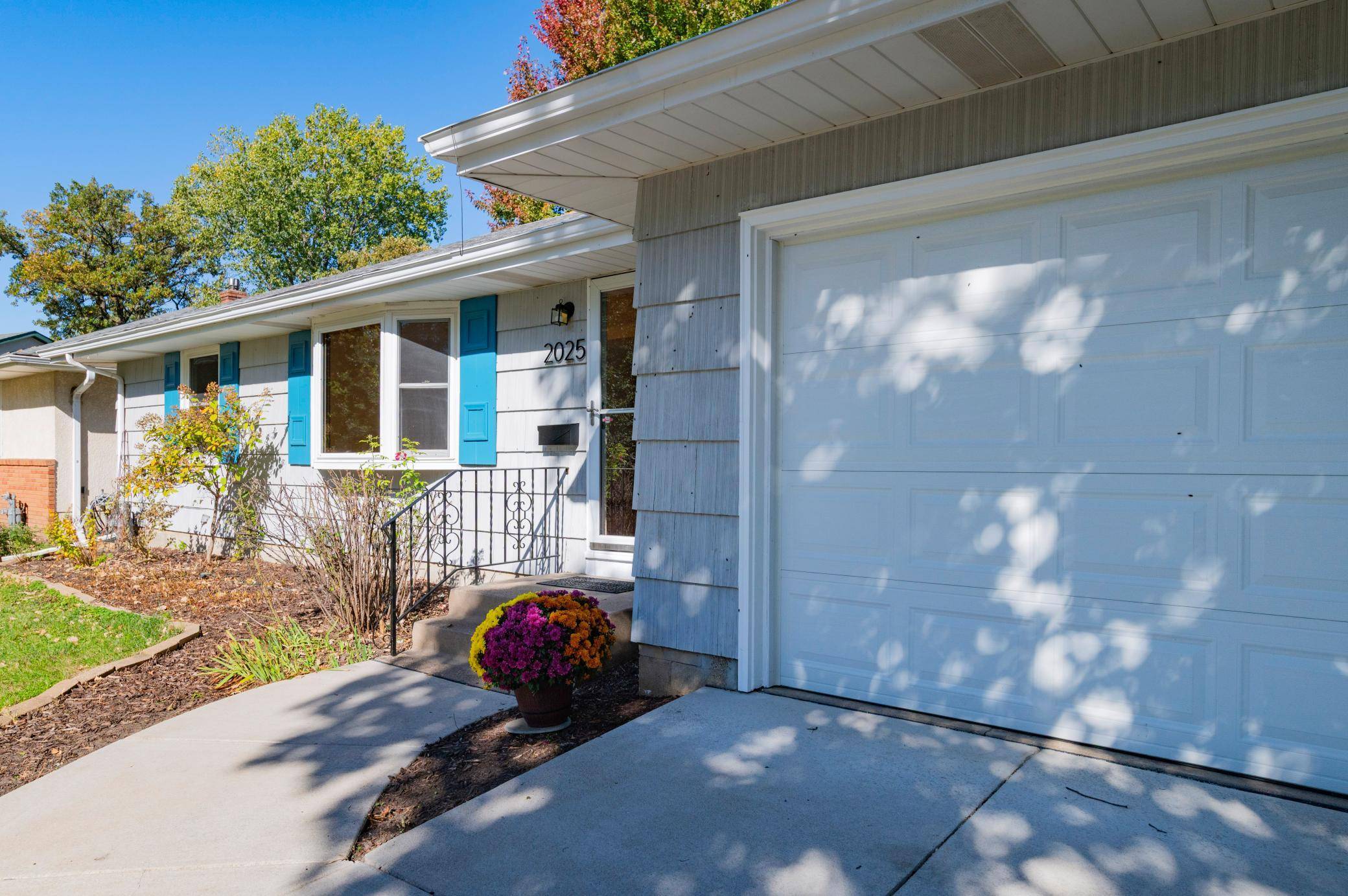 2025 Field AVE, Saint Paul, MN 55116
