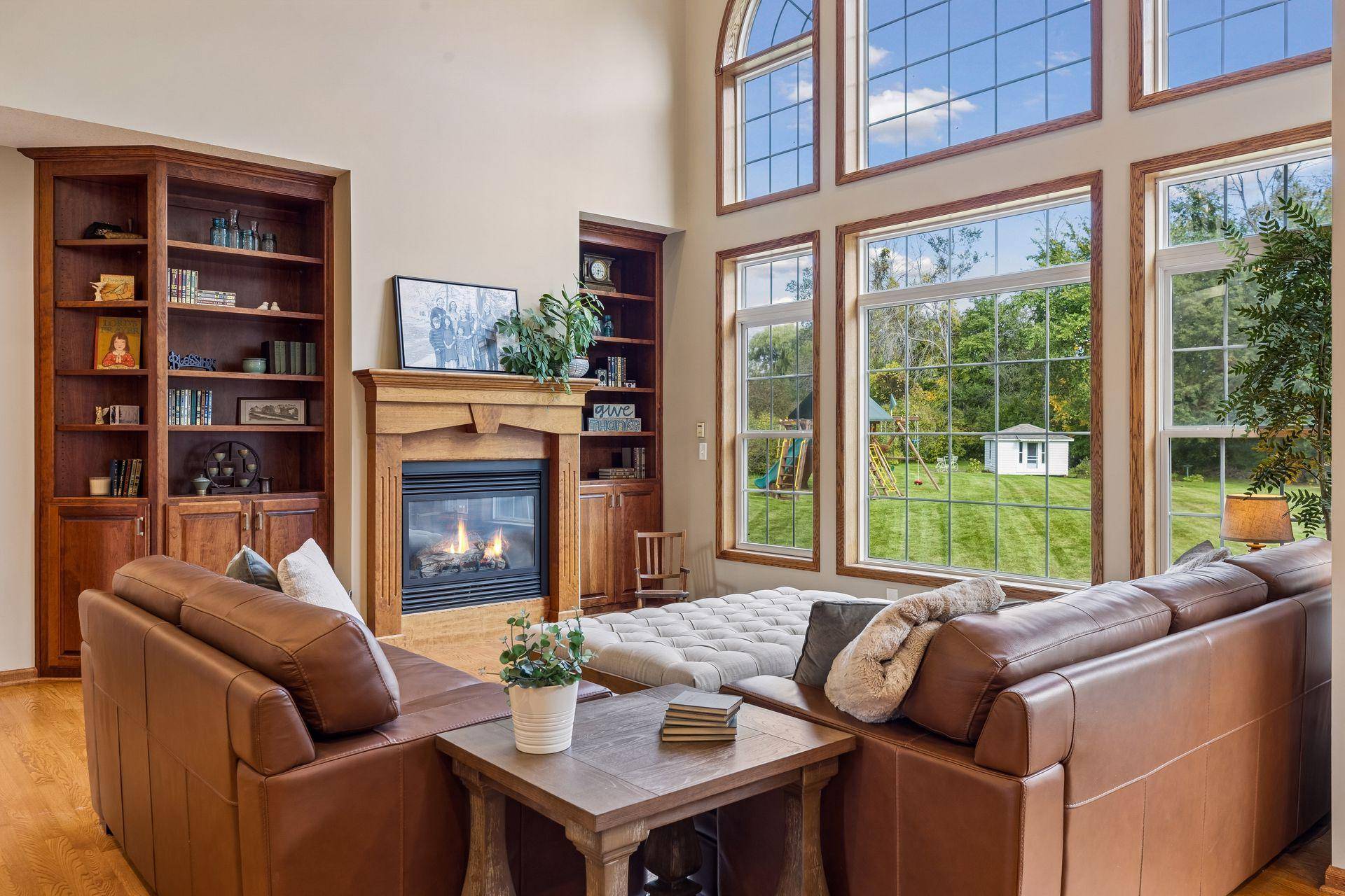 28245 Grandview DR, Belle Plaine, MN 56011