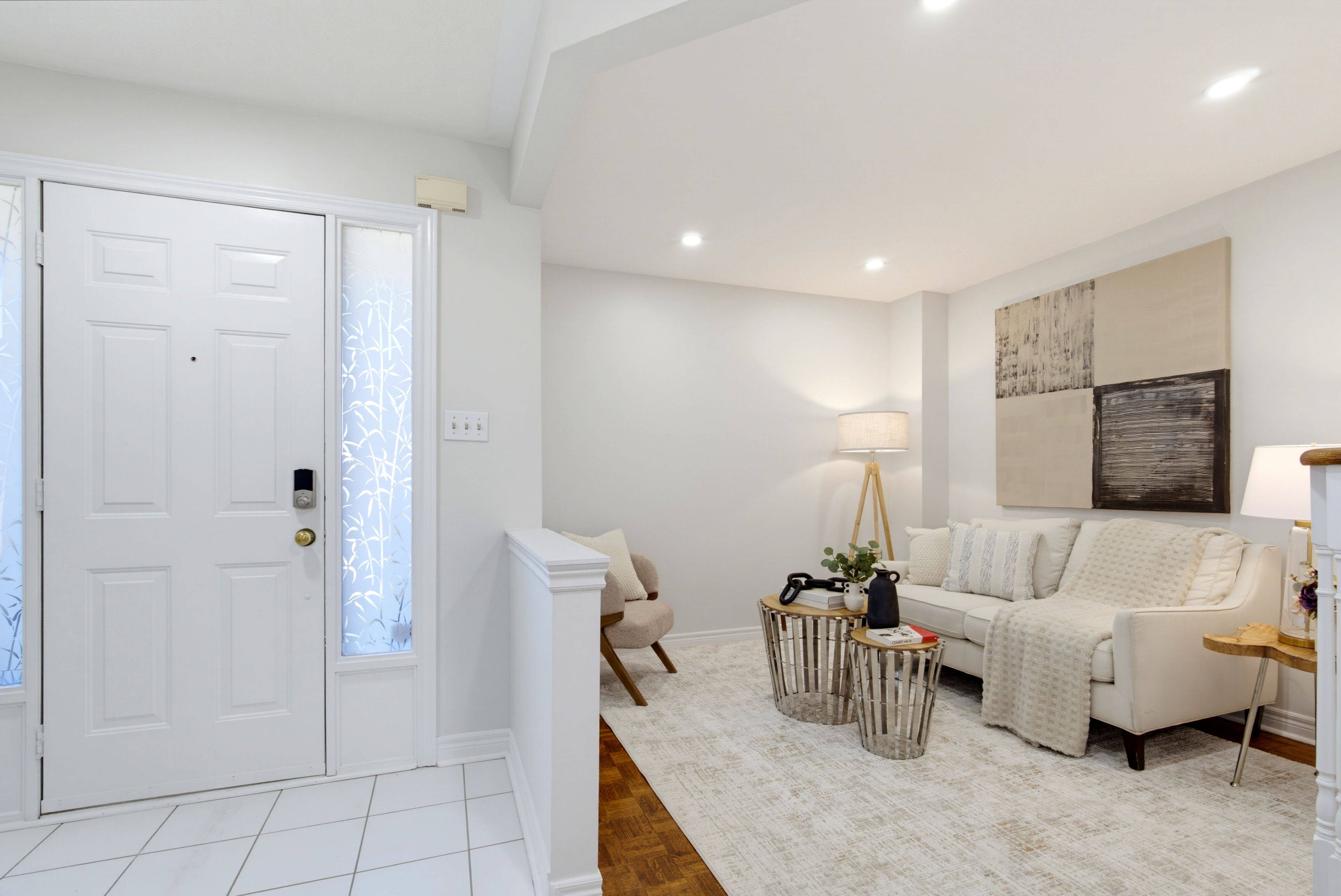 5582 Kimmeridge Gate, Mississauga, ON L5M 6B3