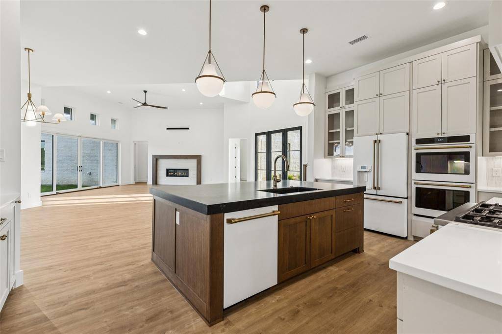4930 Magnolia Trail, Midlothian, TX 76065
