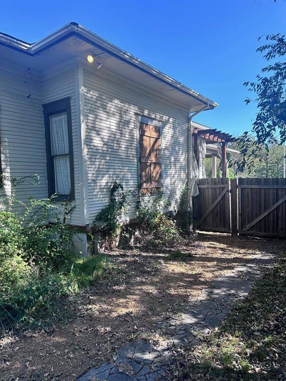 112 N Grand Avenue, Sherman, TX 75090