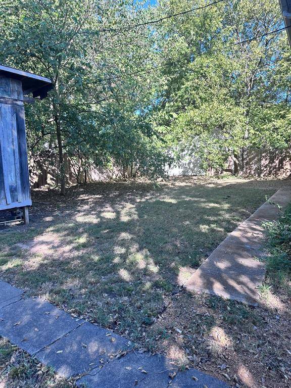 112 N Grand Avenue, Sherman, TX 75090