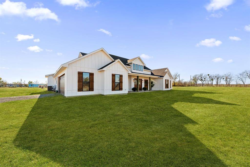 14346 Quail Lane, Terrell, TX 75160