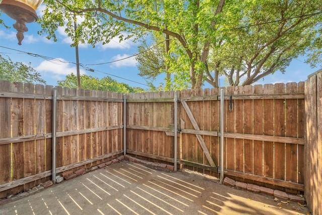 200 Samuel Boulevard #1, Coppell, TX 75019