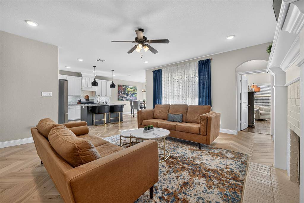 5220 Sonata Trail, Fort Worth, TX 76126