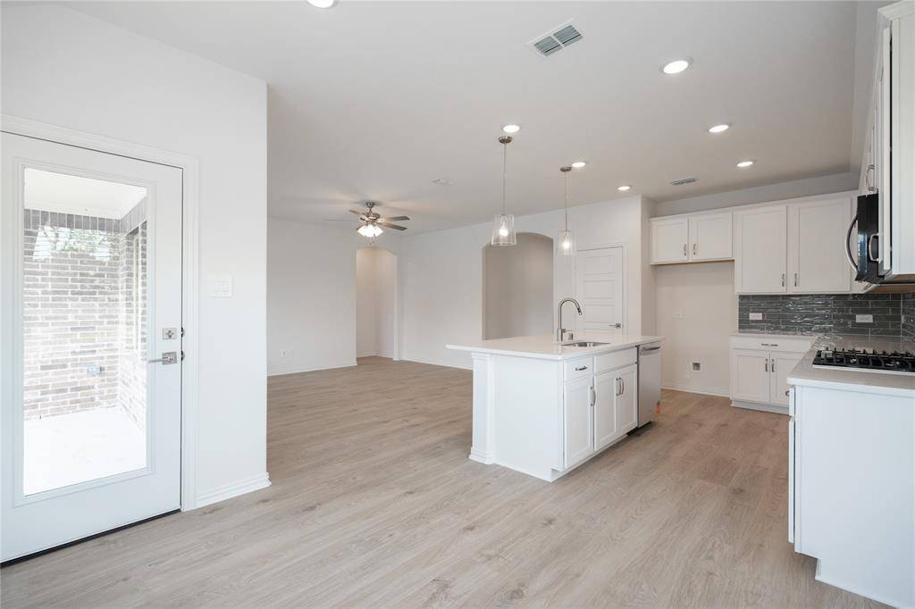 8713 Kentucky Derby Street, Aubrey, TX 76227