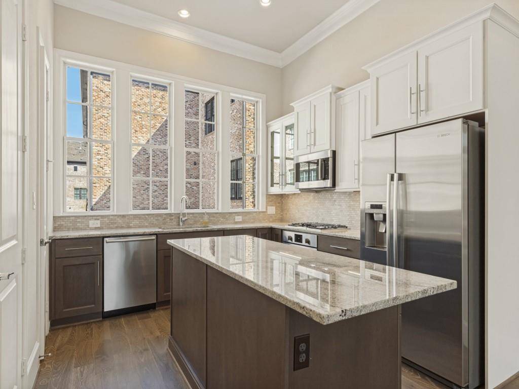 4110 Runyon Road, Addison, TX 75001