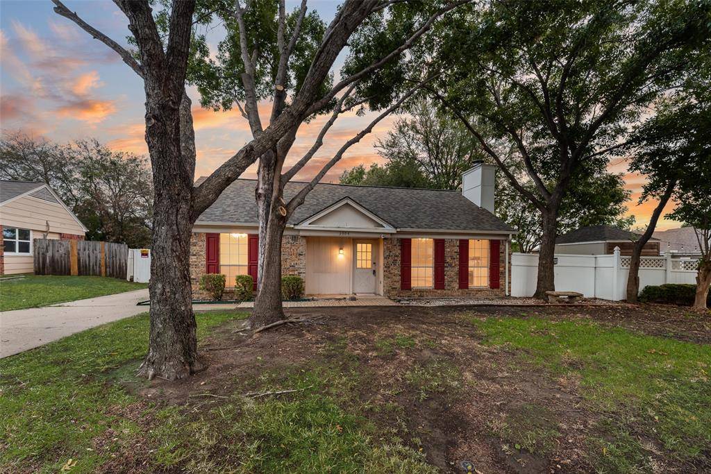 3904 Manzinita Street, Fort Worth, TX 76137