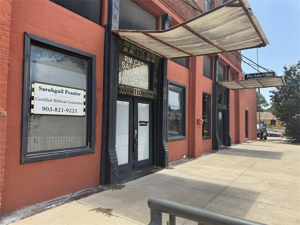 110 S Houston Avenue #I, Denison, TX 75021