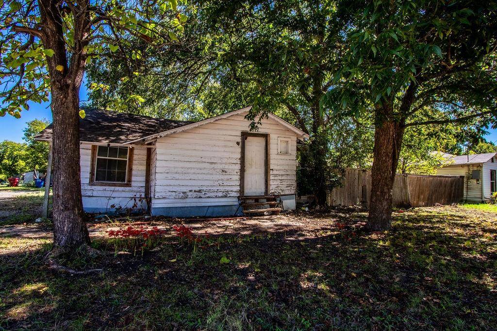817 S Main Street, Farmersville, TX 75442