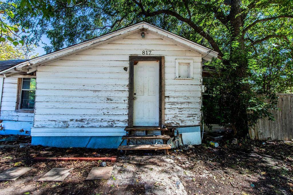 817 S Main Street, Farmersville, TX 75442