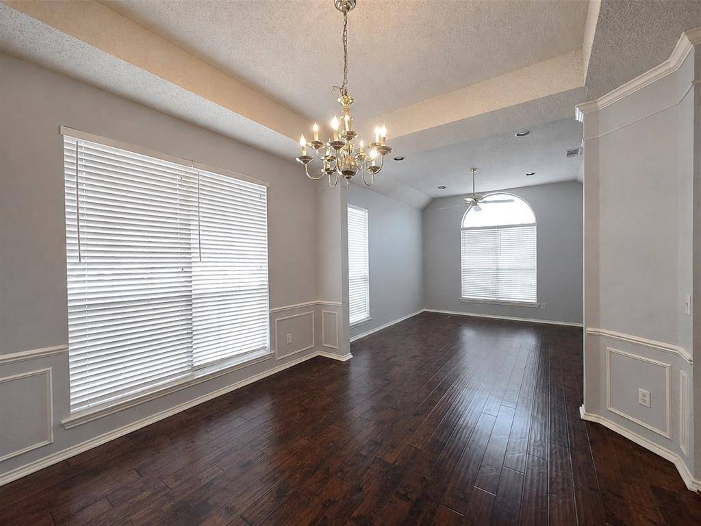10512 Napa Valley Drive, Frisco, TX 75035