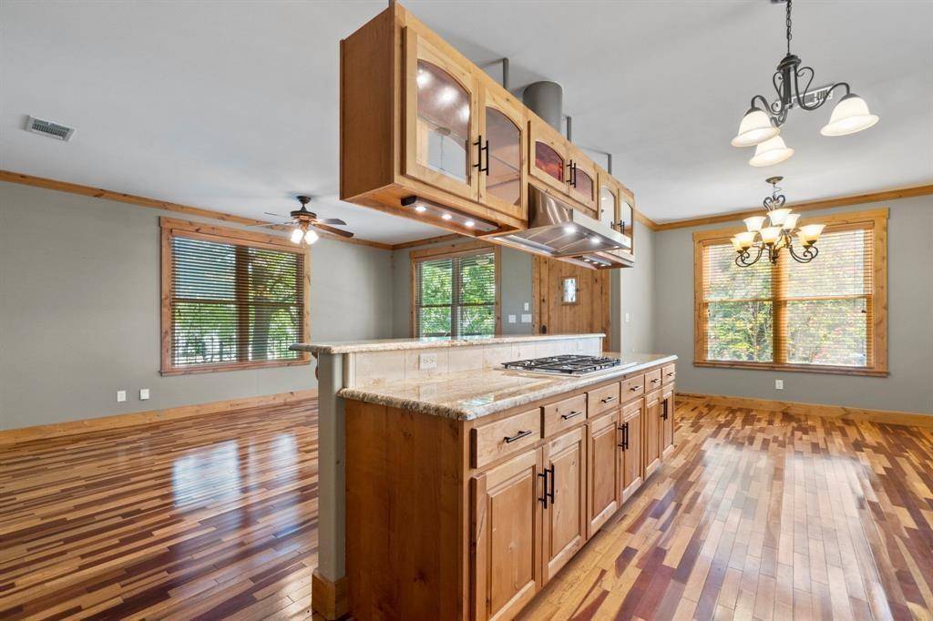 912 E 51st ST, Austin, TX 78751