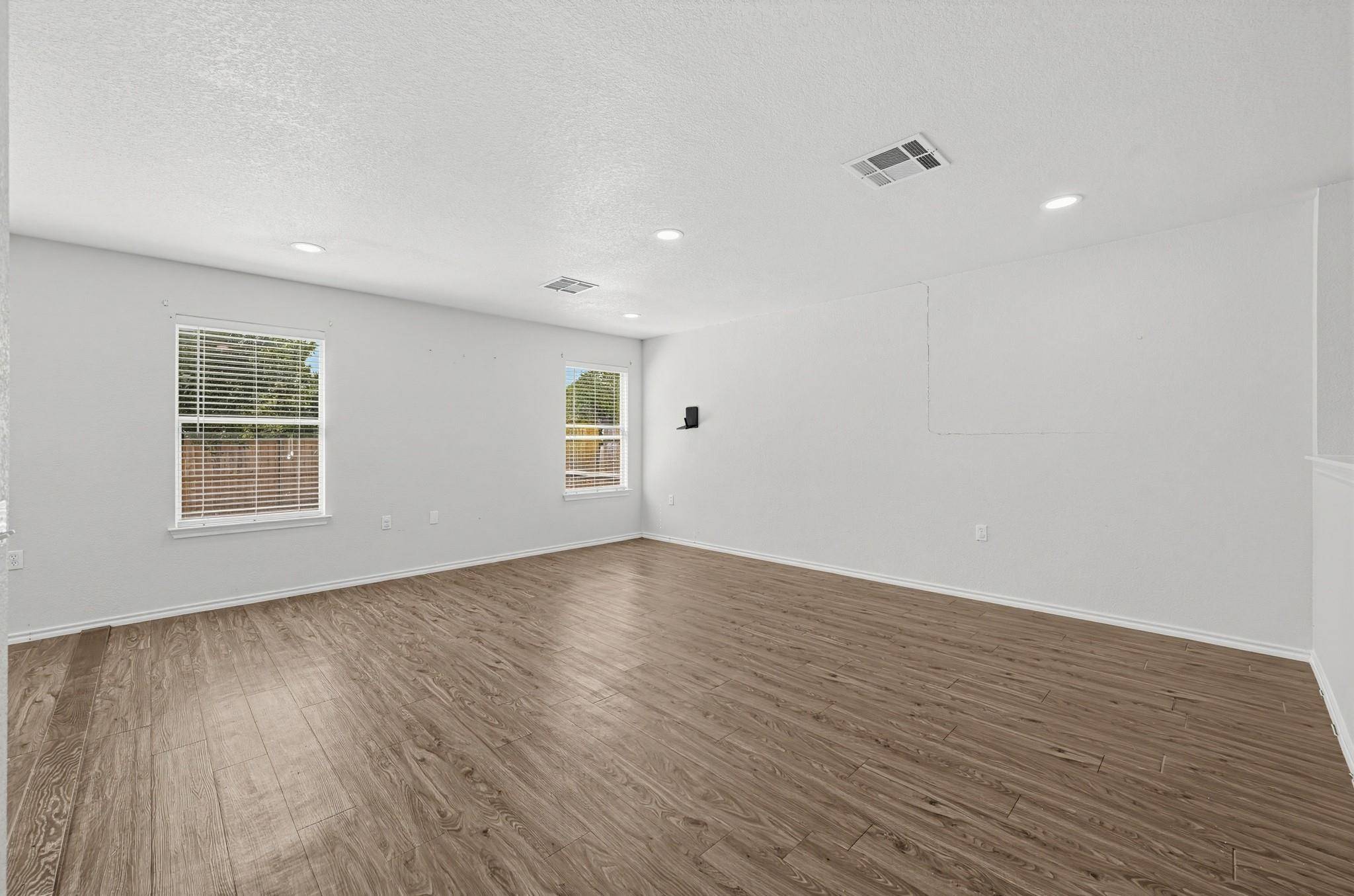 7433 Aspen Brook DR, Austin, TX 78744