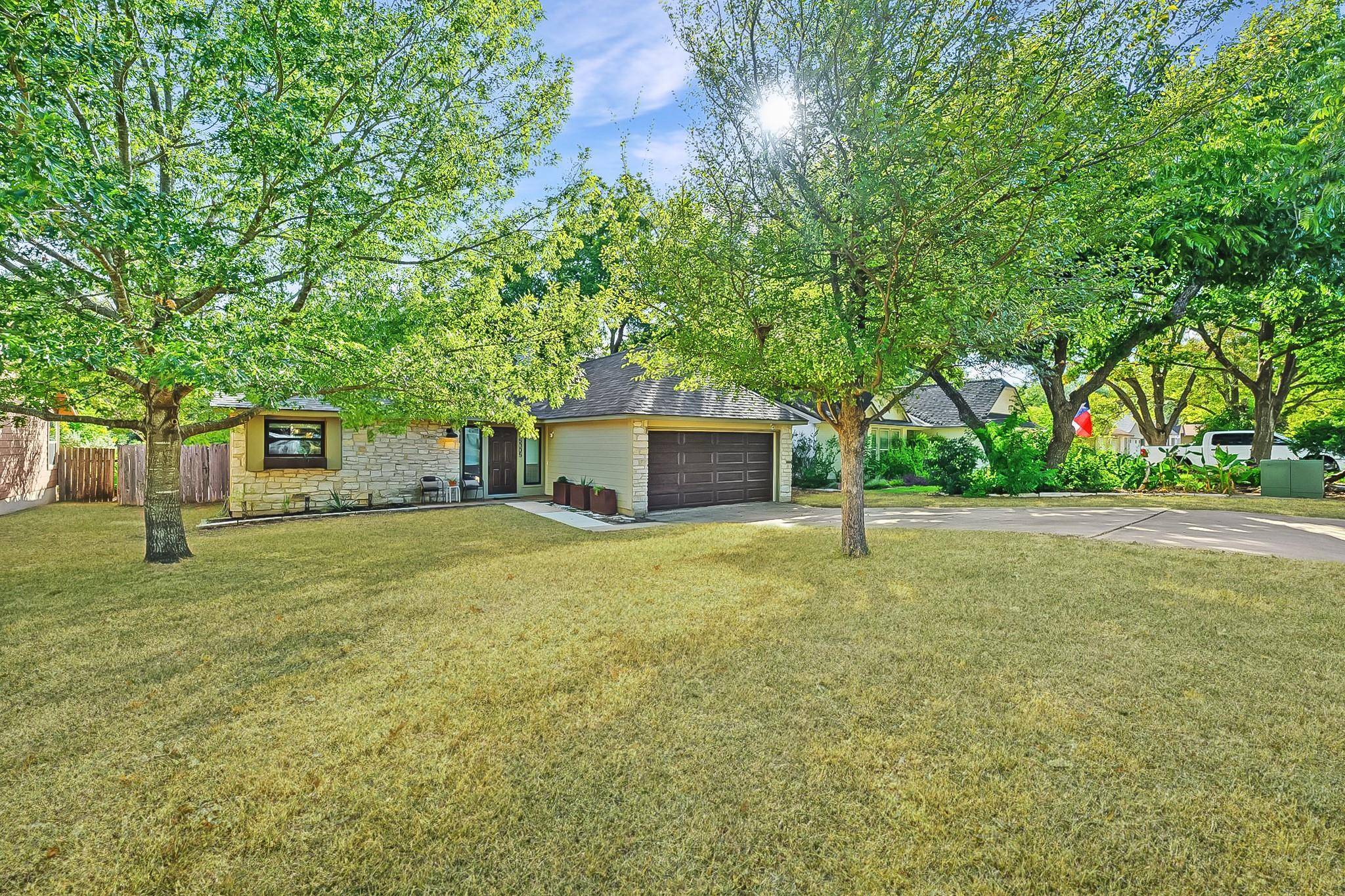 5005 Ganymede DR, Austin, TX 78727