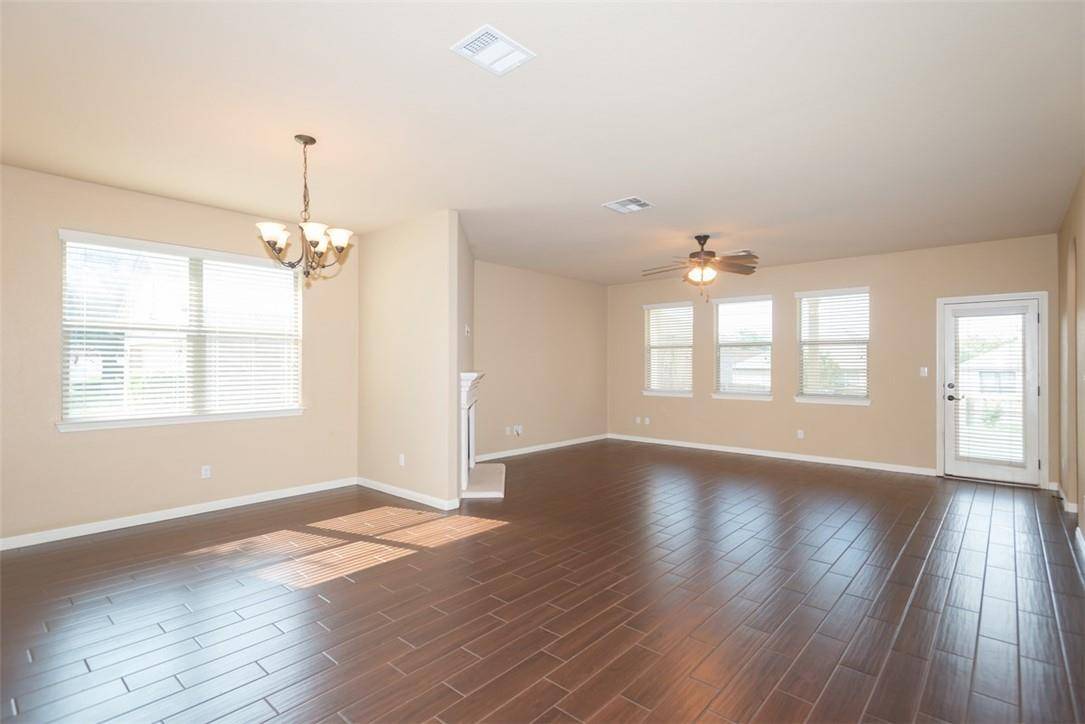 1078 Sussex WAY, Round Rock, TX 78665