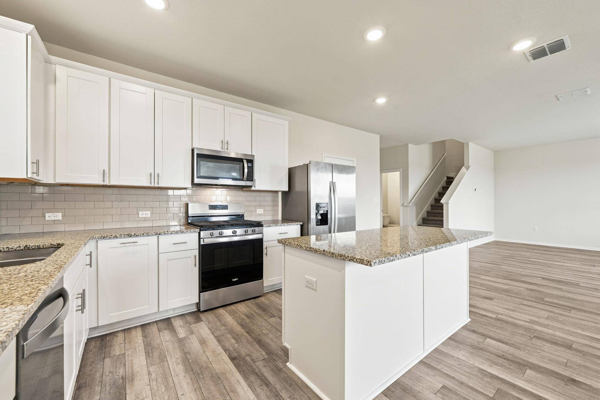 499 Tree Nut LOOP, Buda, TX 78610