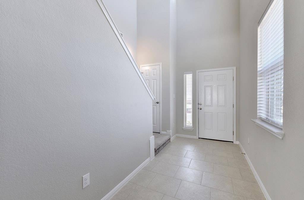 1316 Falconer WAY, Austin, TX 78748
