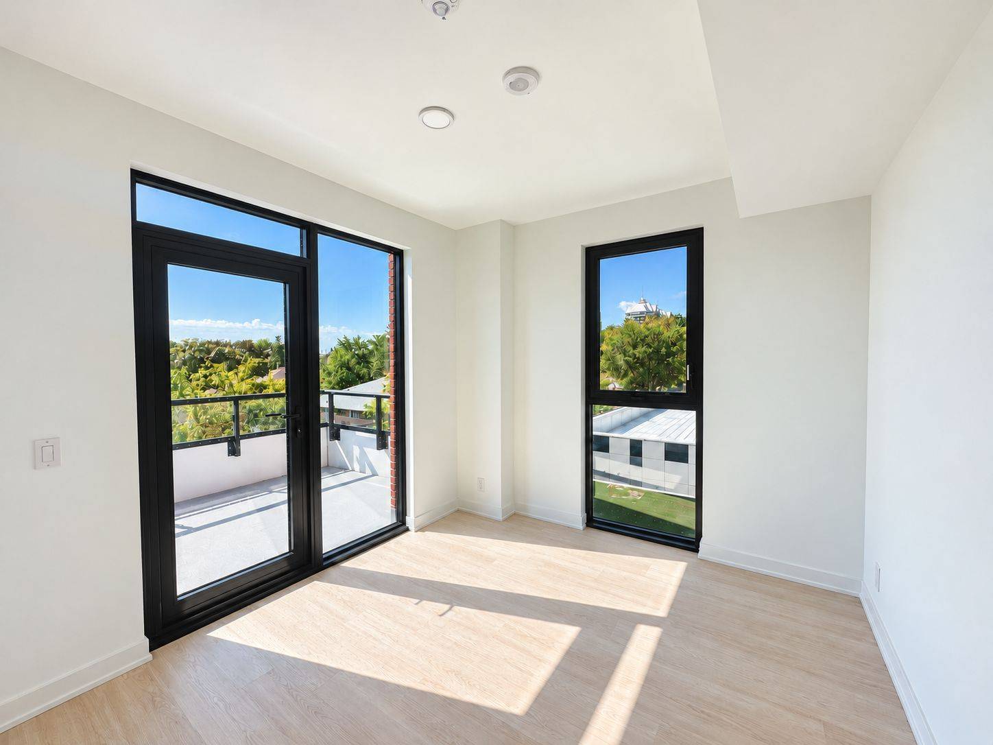 699 Sheppard AVE E #308, Toronto C15, ON M2K 0J5