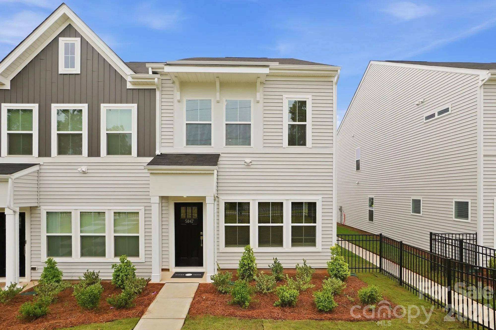 5847 Tuckaseegee RD #6, Charlotte, NC 28208