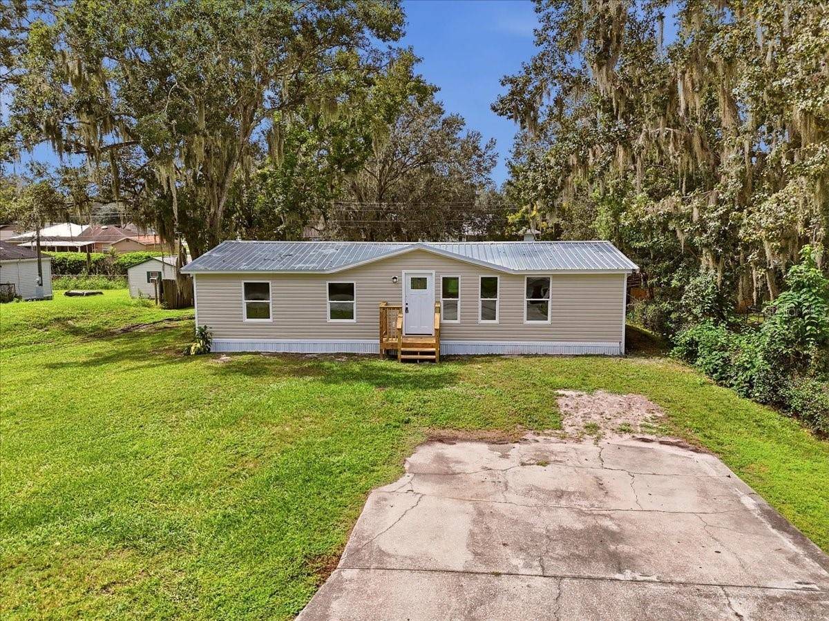 2412 ISLAND OAKS W, Lakeland, FL 33805