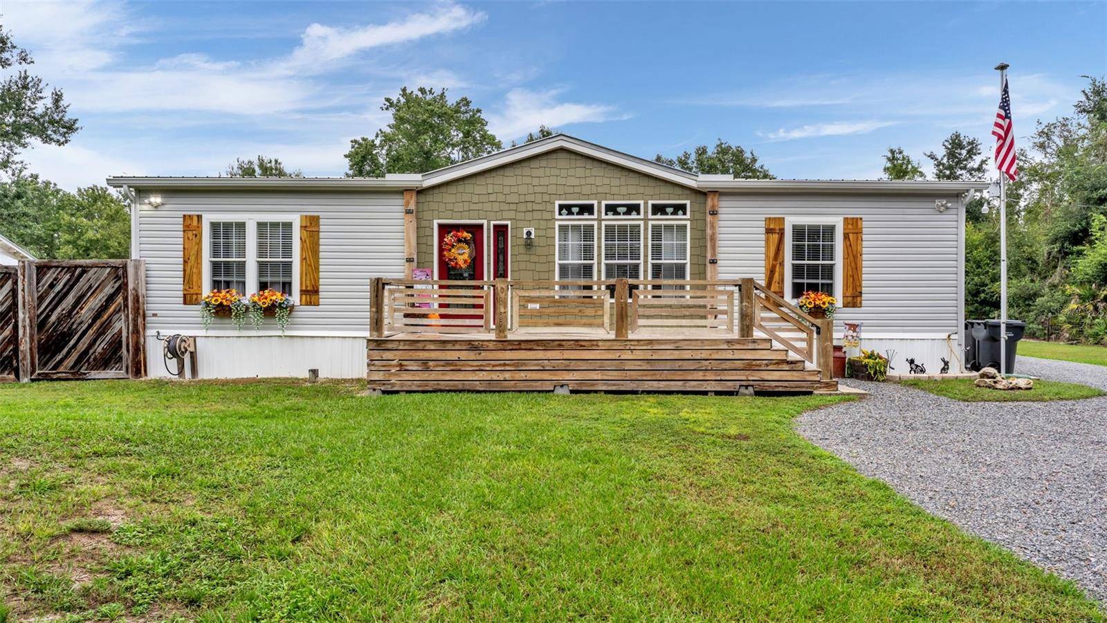 4925 CLAYTON RD, Kathleen, FL 33849