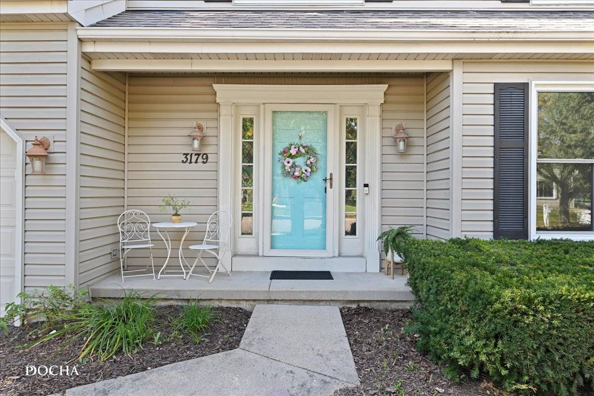 3179 Village Green DR, Aurora, IL 60504