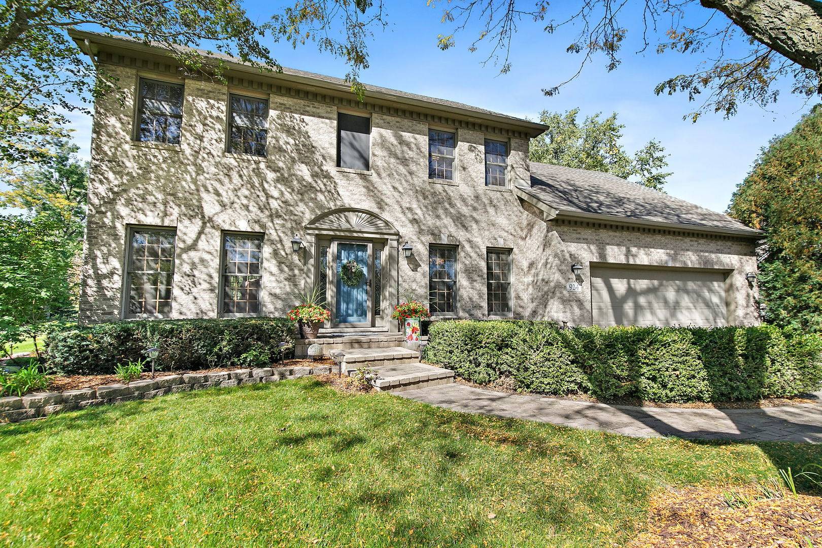 924 Merrill New RD, Sugar Grove, IL 60554