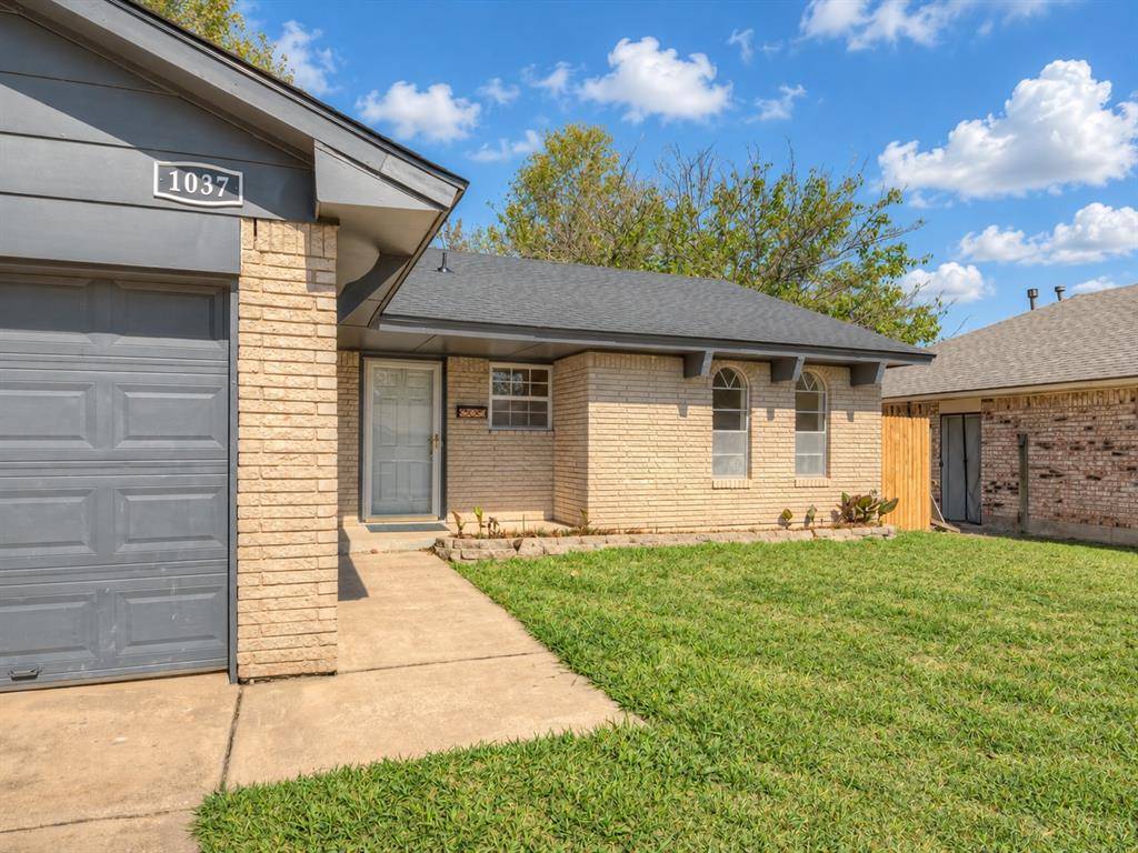 1037 SW 1st ST, Moore, OK 73160