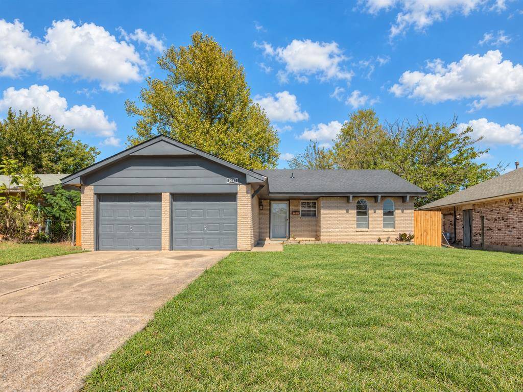 1037 SW 1st ST, Moore, OK 73160