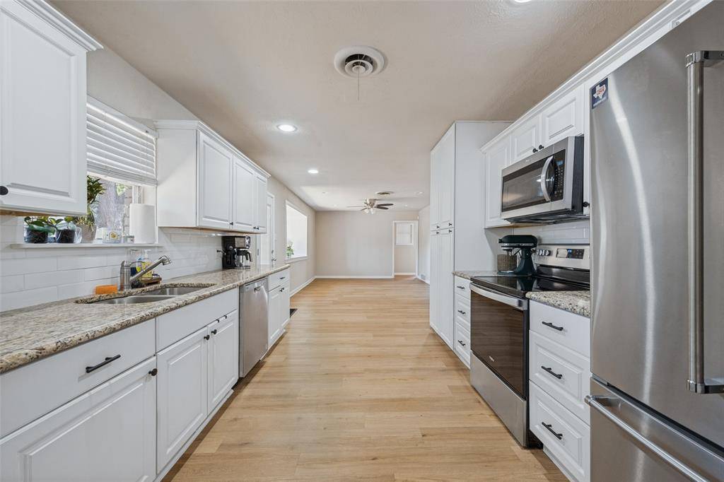 5601 Westcreek Drive, Fort Worth, TX 76133
