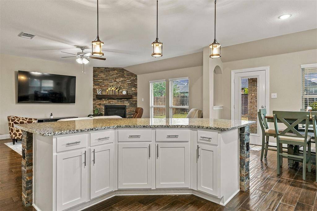 3013 Denver Avenue, Aubrey, TX 76227
