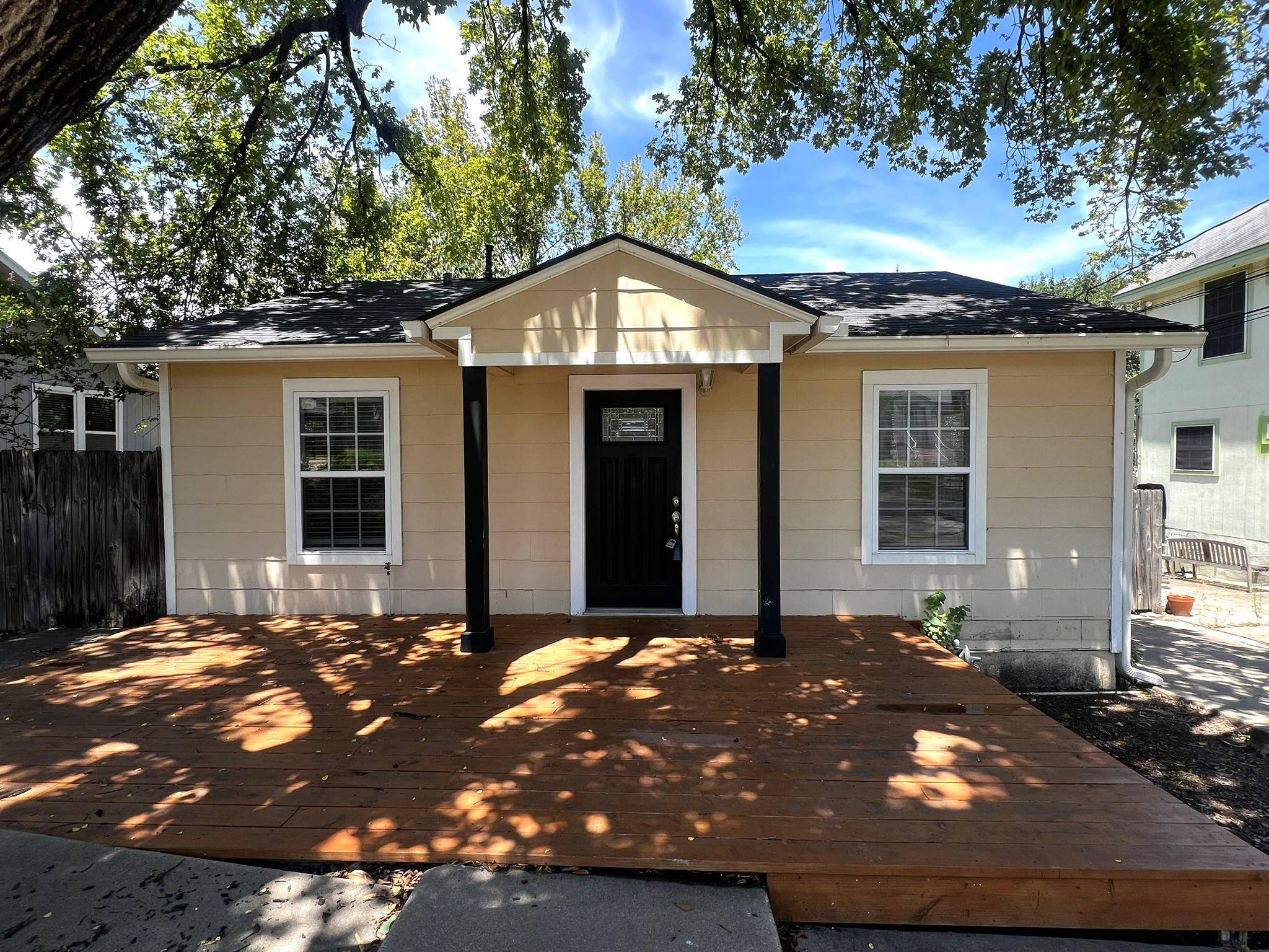 2006 Hamilton Ave, Austin, TX 78702