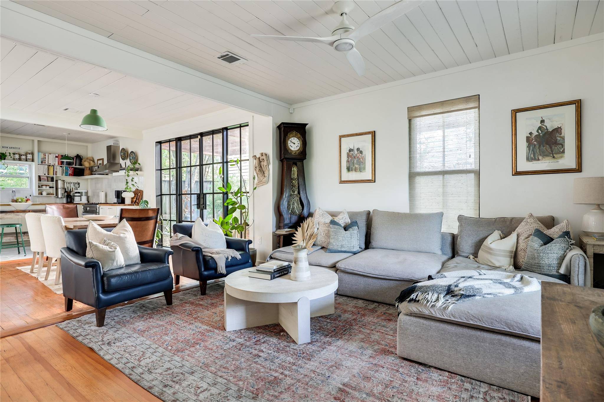 906 E 14th ST #A, Austin, TX 78702