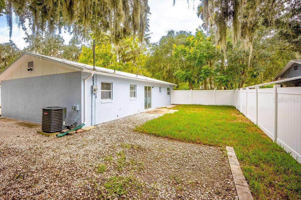 2229 MANGO TREE DR, Edgewater, FL 32141