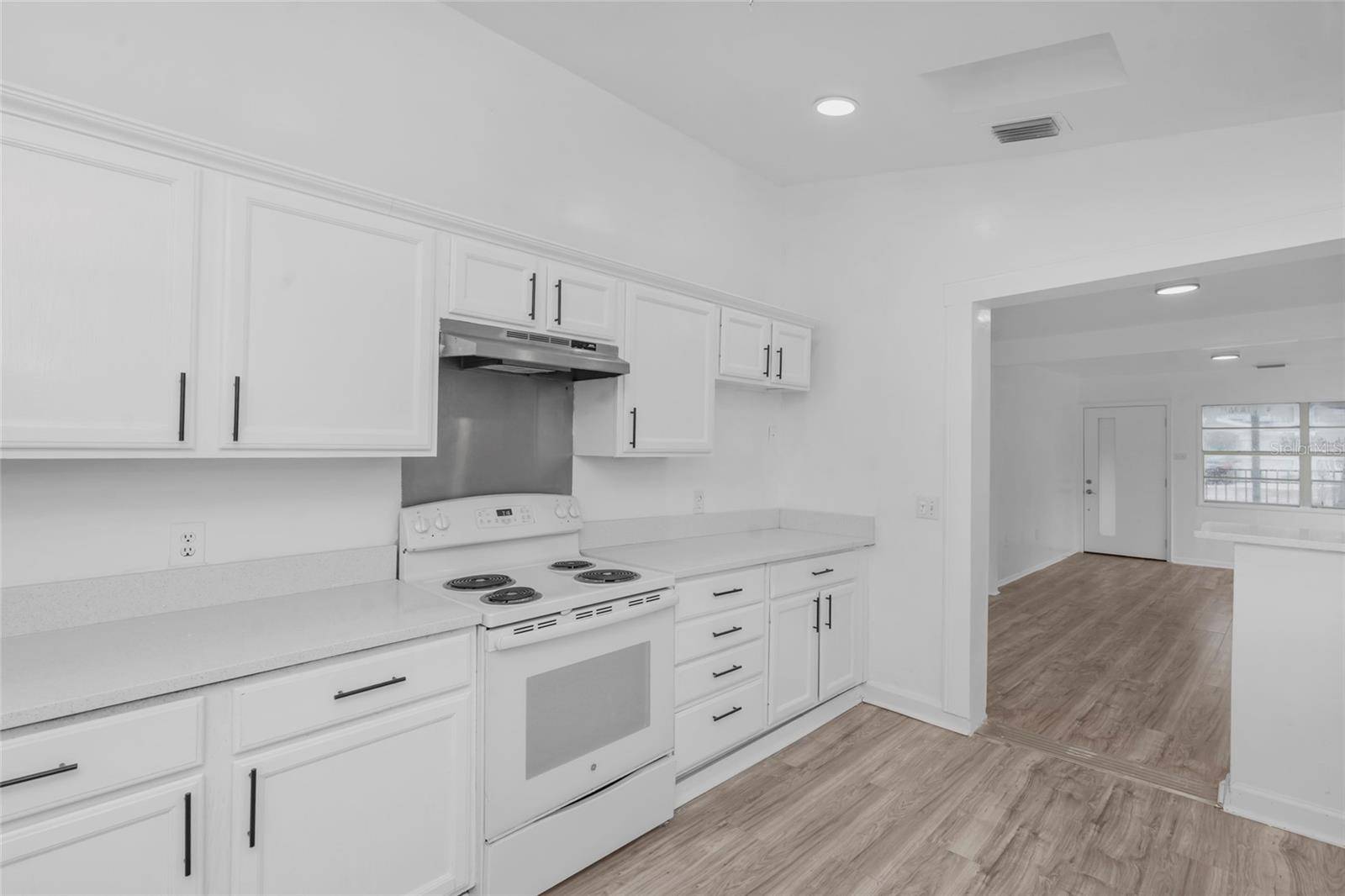 8021 N EDISON AVE, Tampa, FL 33604